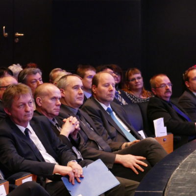 v.l.n.r. Andreas Schumann, Roland Zander, Fraktionsvorsitzender Jens Rösler, Frank Theile, Wigbert Schwenke, Stadtrat Falko Grube