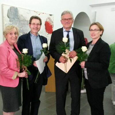 v.l.n.r.: Kornelia Keune (Stadträtin und Vorsitzende des Ausschusses Gesundheit und Soziales), Hans-Dieter Bromberg (Mitinitiator des Adelheid-Preises), Prof. Dr. Matthias Puhle (Beigeordneter für Kultur, Schule und Sport) und Birgit Steinmetz (Stadträtin)