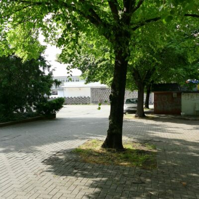 Platz am Gesundheitsamt