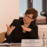 MVB-Geschäftsführerin Frau Münster-Rendel stellt das neue Liniennetz und den Stand der Bauarbeiten vor©Fo-To-Design Stephan Tolle